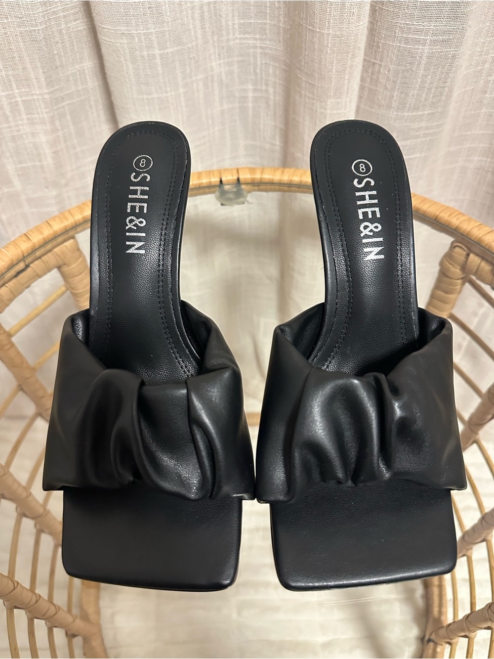 SHEIN Black Ruched Square-Toe Kitten Heels - Picture 2 of 7